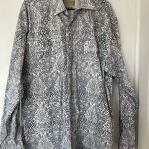 Beautiful paisley print with pearl snap buttons